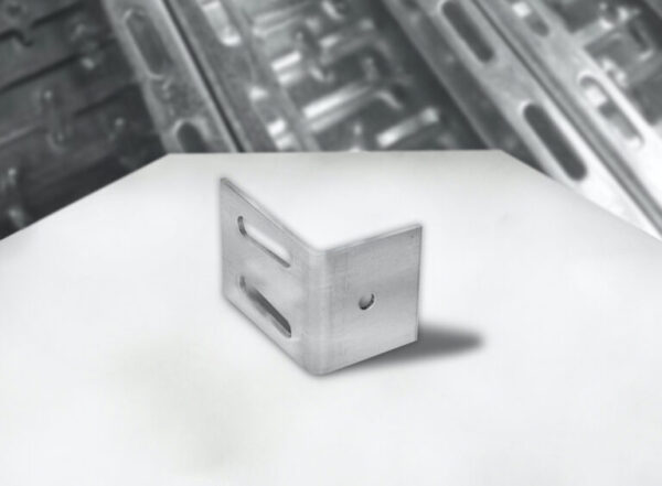 Side anchoring bracket