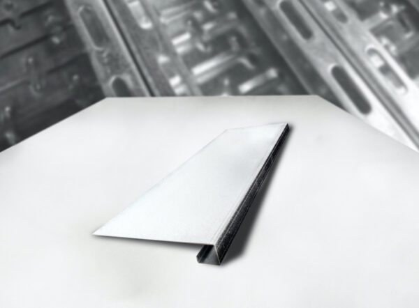 Battipiede dritto 210x32 H58